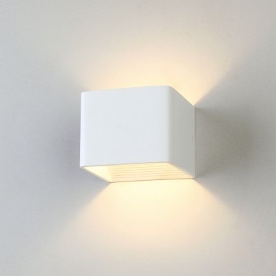 Настенный светильник  MRL LED 1060 белый Elektrostandard