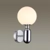Стеклянное бра Okia 4670/1W форма шар белое Odeon Light