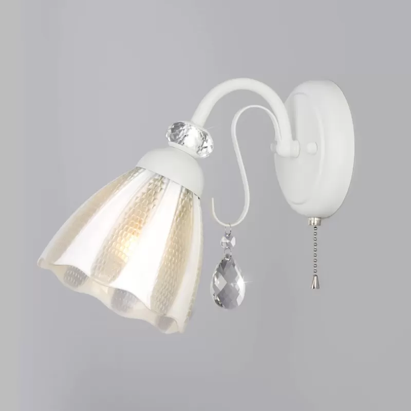 Стеклянное бра Floranse 30155/1 белый конус белое Eurosvet Стеклянное бра Floranse 30155/1 белый конус белое Eurosvet