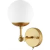 Стеклянное бра Bolla A1664AP-1GO форма шар белое Artelamp