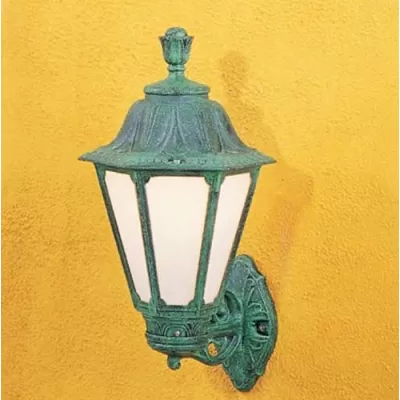 Настенный светильник уличный Rut E26.131.000.VYE27 Fumagalli