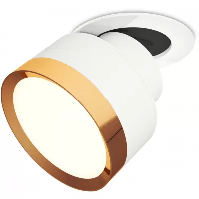 Точечный светильник Techno Spot XM8101503 Ambrella